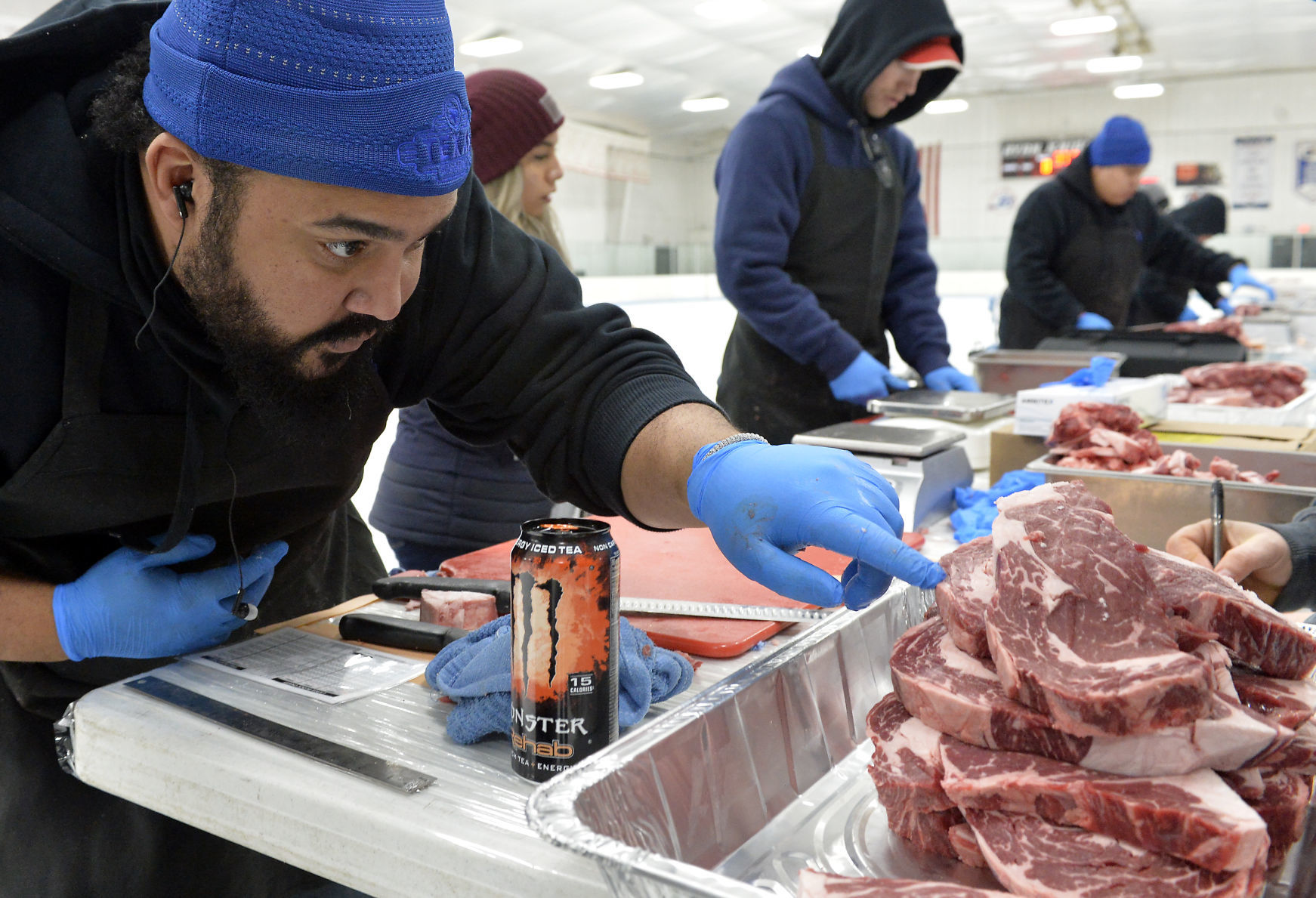 MEET CUTTING CONTEST